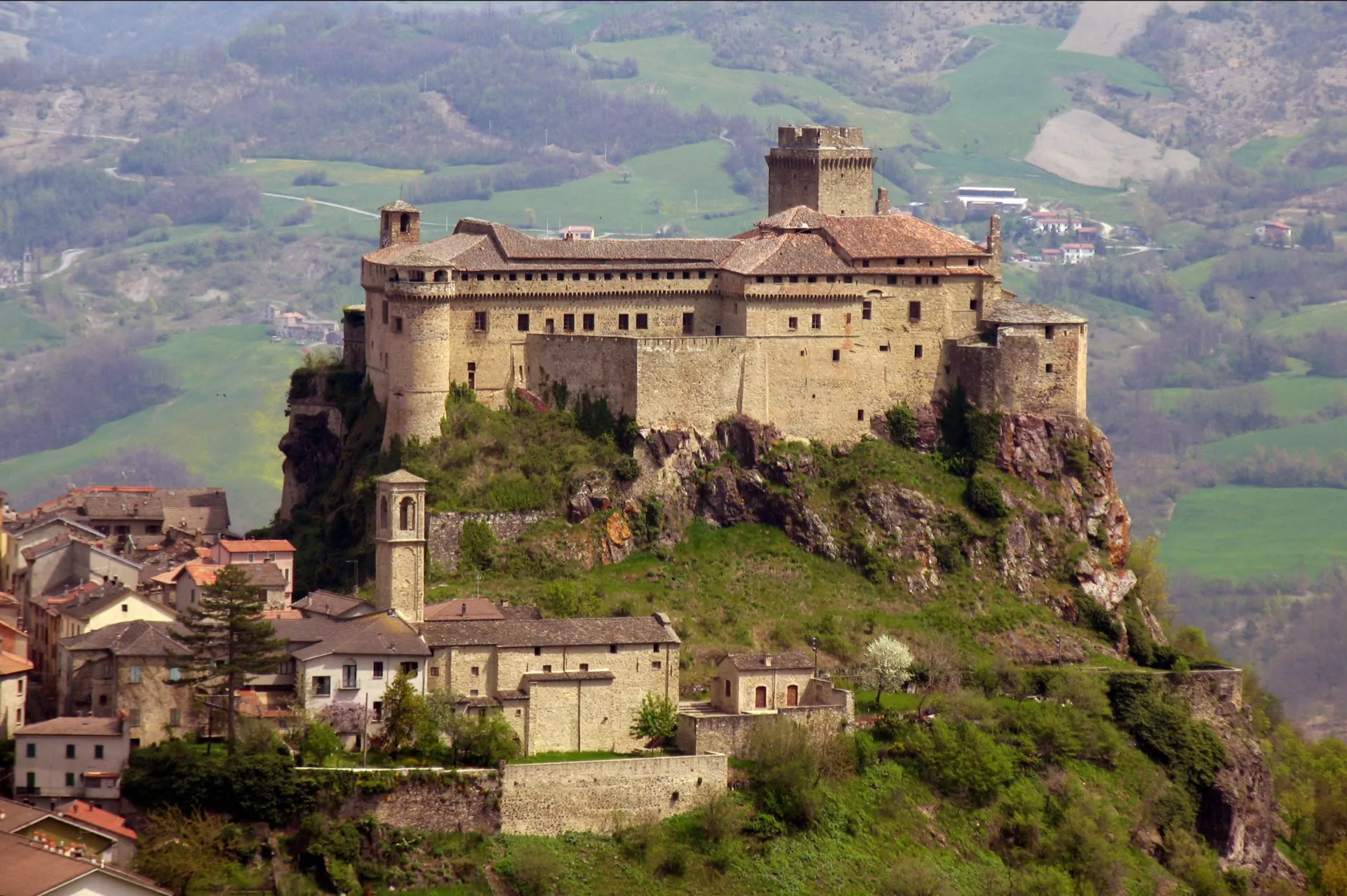 Castello di Bardi (Val Ceno)