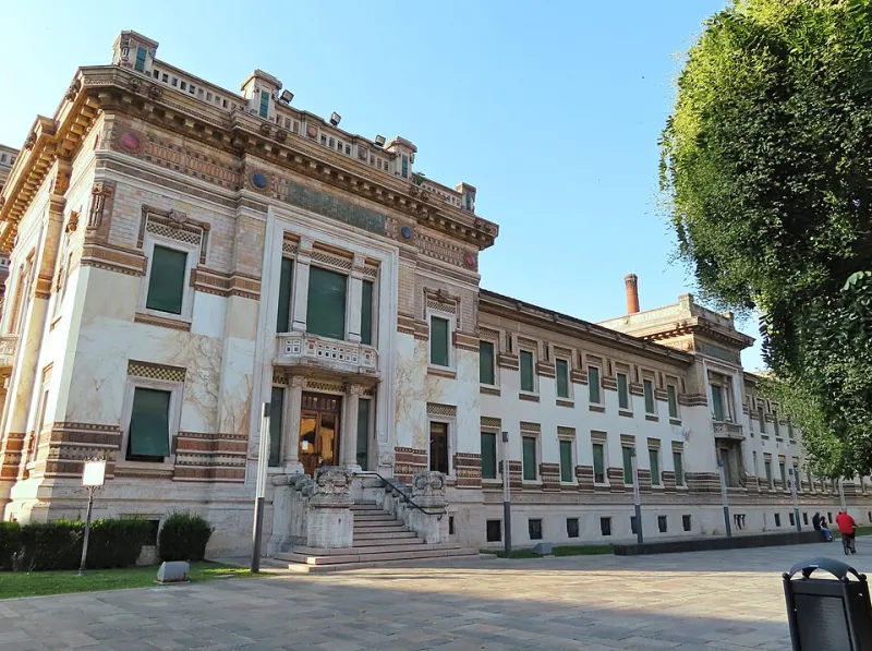 QC Terme Salsomaggiore — Palazzo Berzieri
