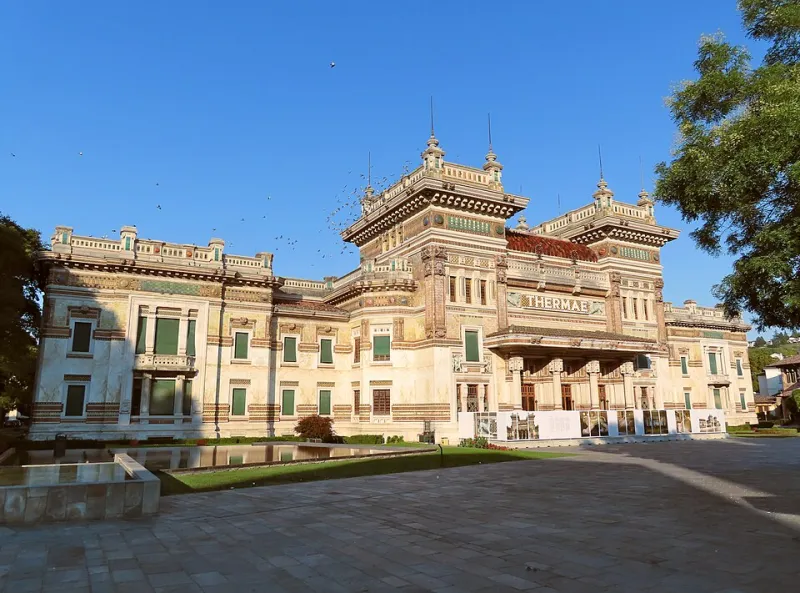 QC Terme Salsomaggiore — Palazzo Berzieri